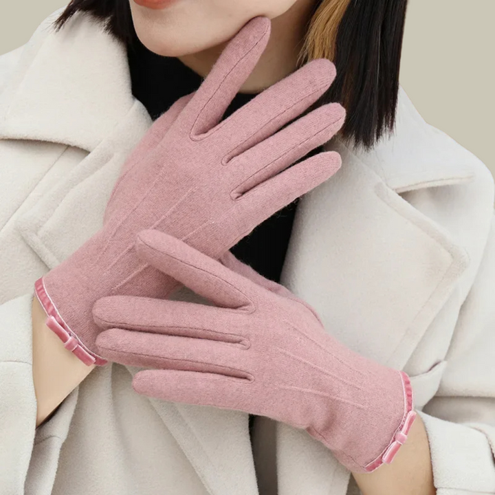 Women’s Winter Gloves – Elegant Full-Finger Design with Bow Accent