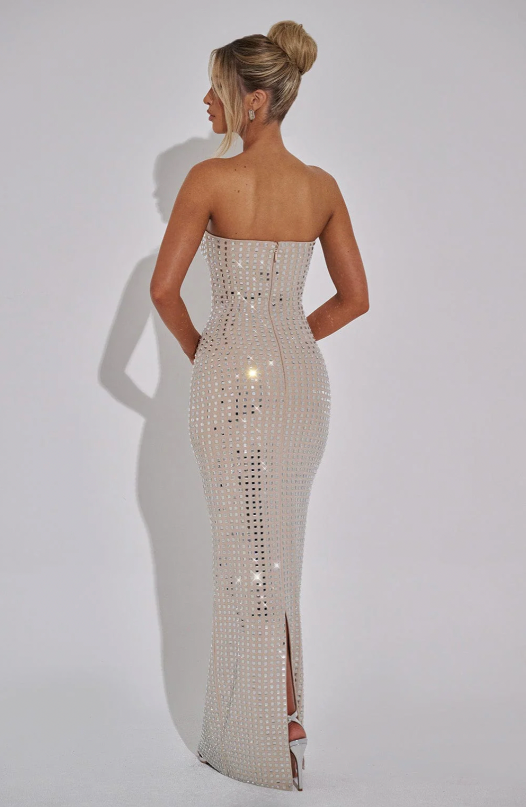 Glam Strapless Rhinestone Gown – Sparkling Maxi Dress for Winter Occasions