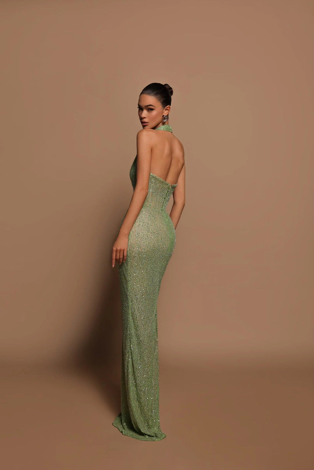 Green Glitter Backless Maxi Dress – Elegant Evening Look