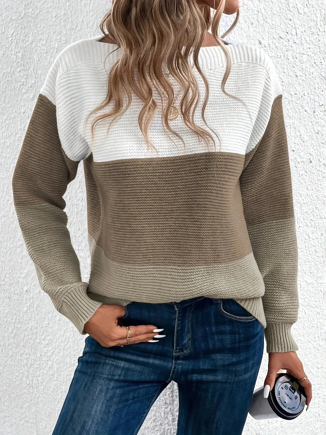 Women’s Cozy Winter Colour-Block Pullover