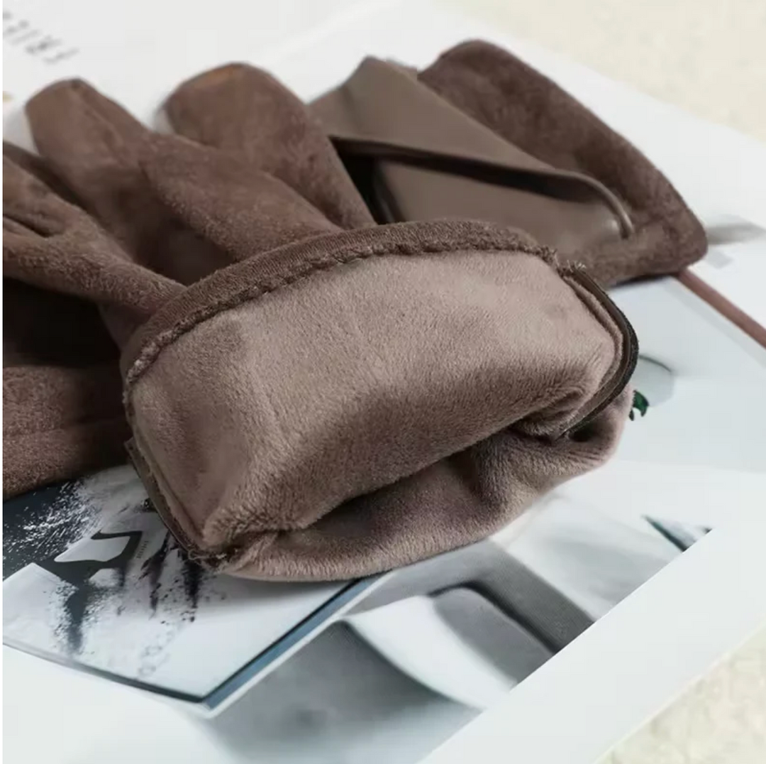 Warm winter gloves for women