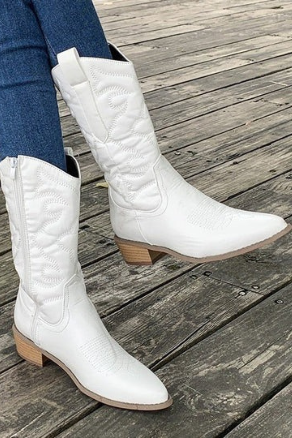 Women’s Western Mid-Calf Cowboy Boots