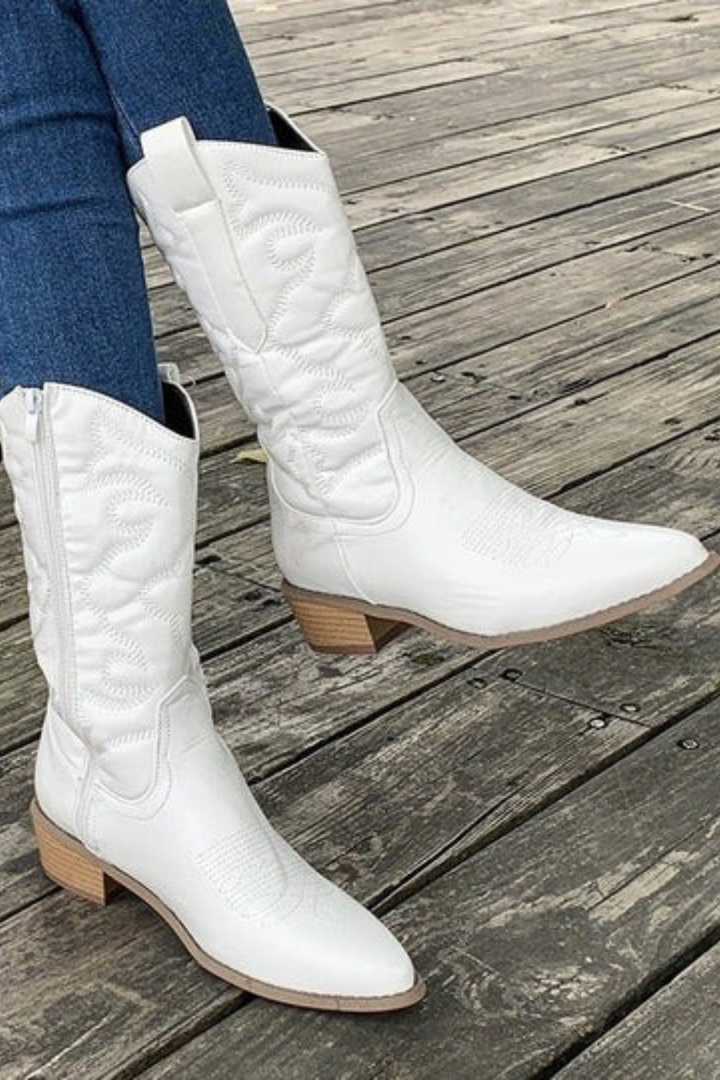 Women’s Western Mid-Calf Cowboy Boots