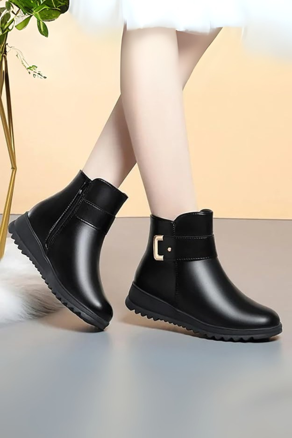 Women’s Plush-Lined Ankle Boots