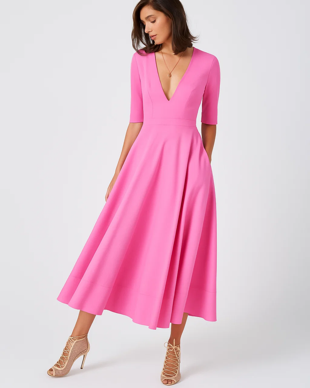 Women's Elegant Evening Dress With Refined Design