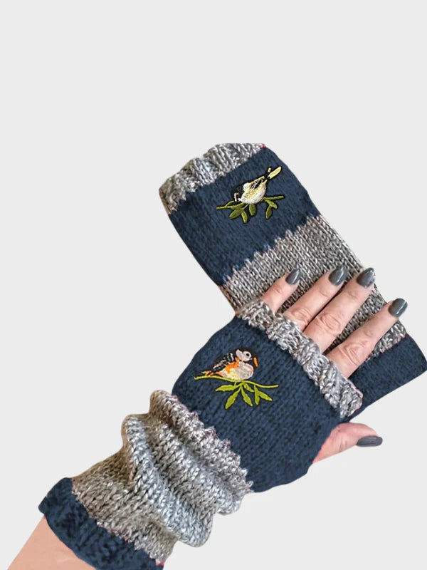 Women’s Fingerless Vintage-Inspired Gloves