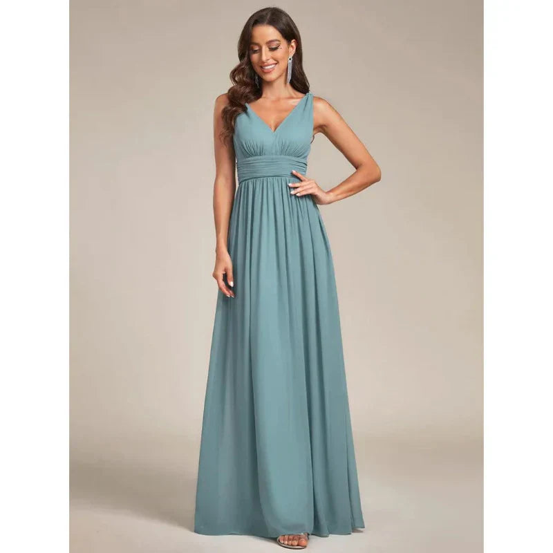 Women's Sleeveless V-Neck Maxi Dress With Elegant Style