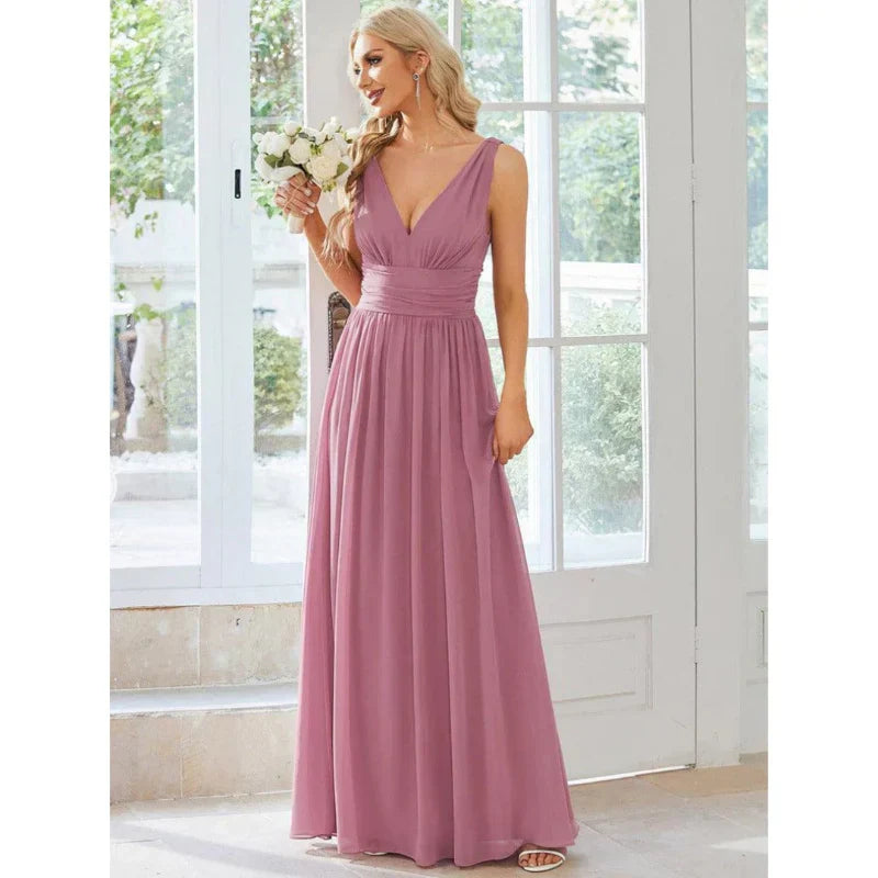 Women's Sleeveless V-Neck Maxi Dress With Elegant Style