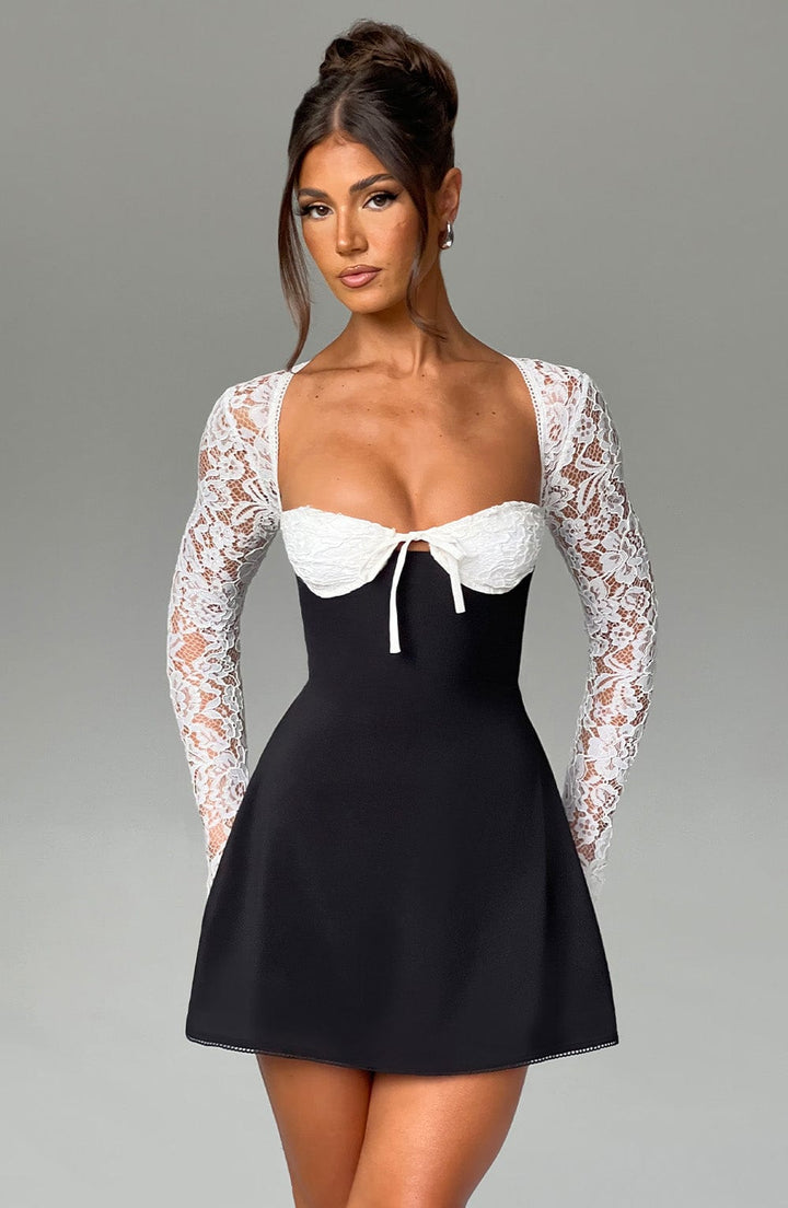Women's Chic Short Lace Sleeve Dress
