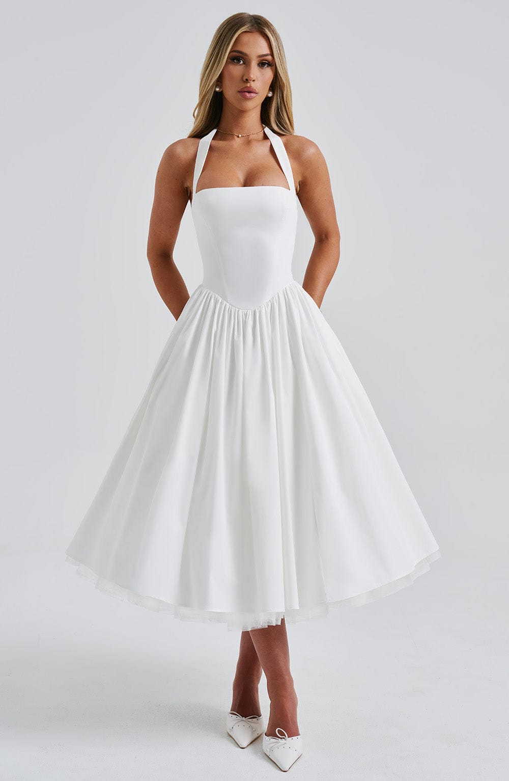 Women's Elegant Halter-Neck Dress