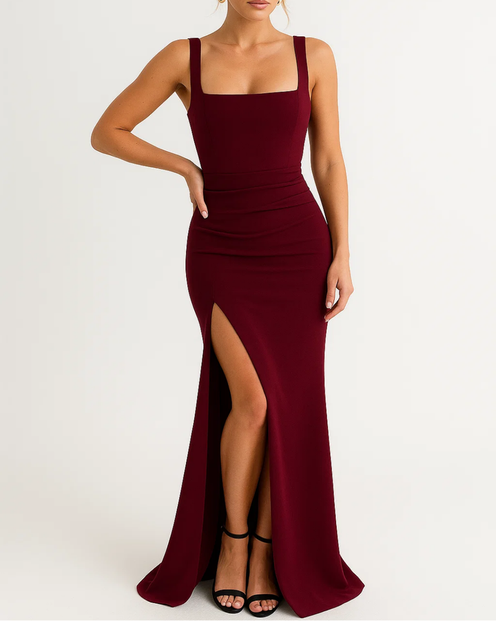 Women's Evening Dress With Square Neckline And High Slit