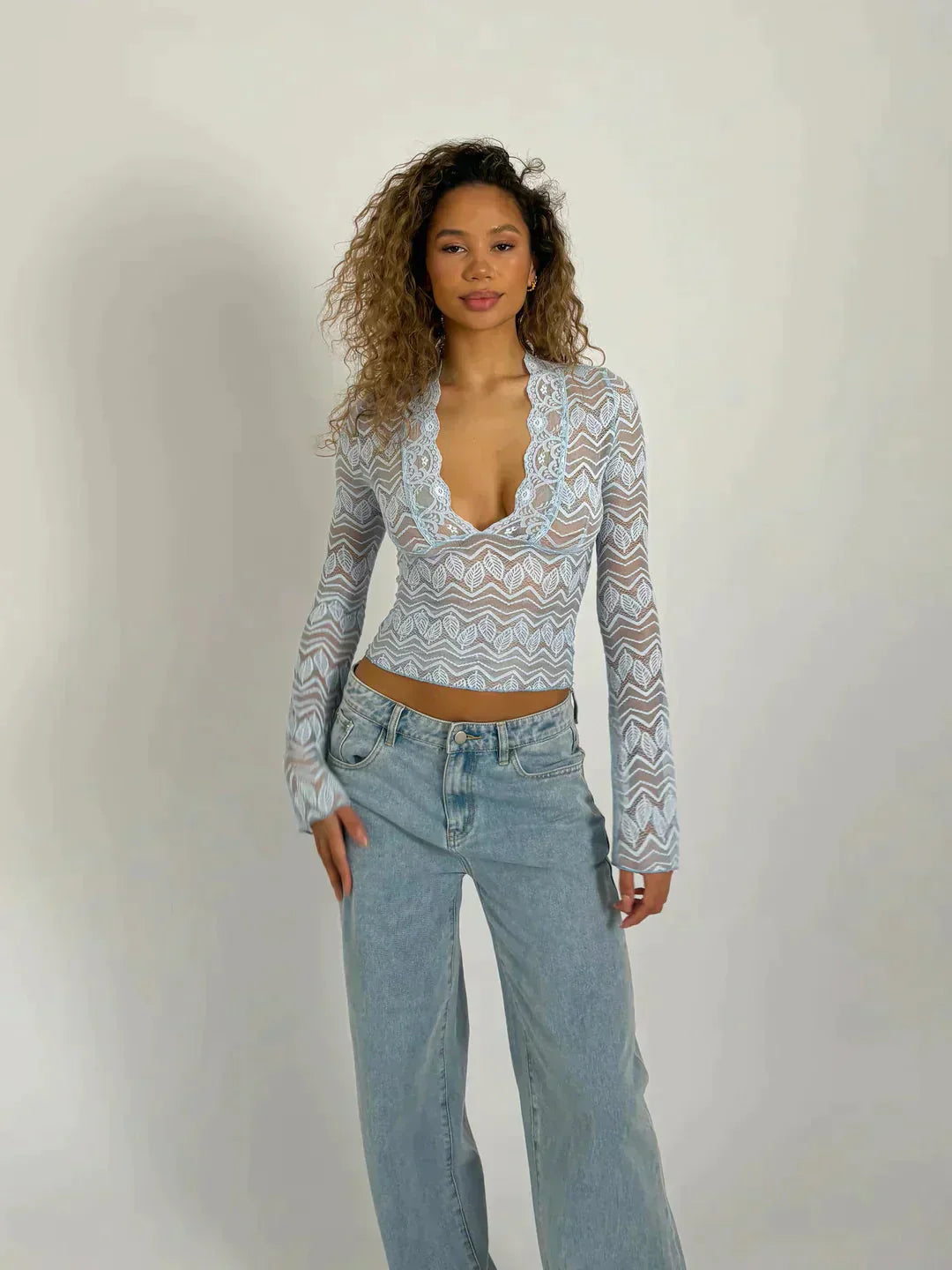Women's Floral Lace Long Sleeve Crop Top