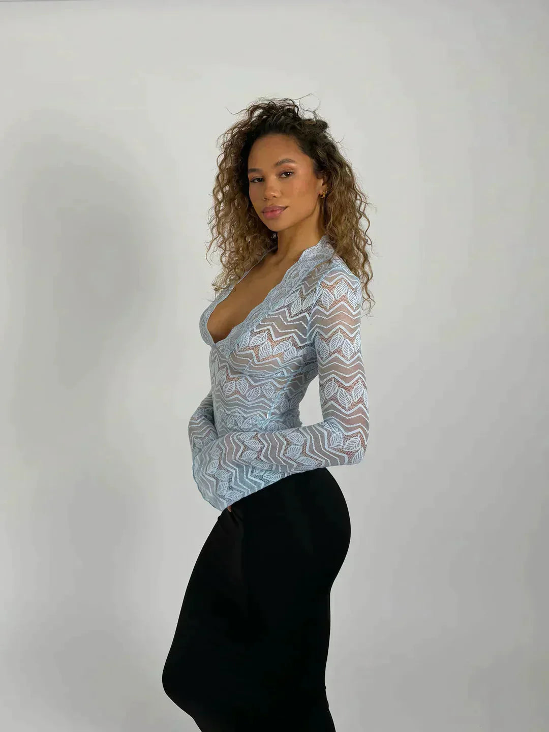 Women's Floral Lace Long Sleeve Crop Top