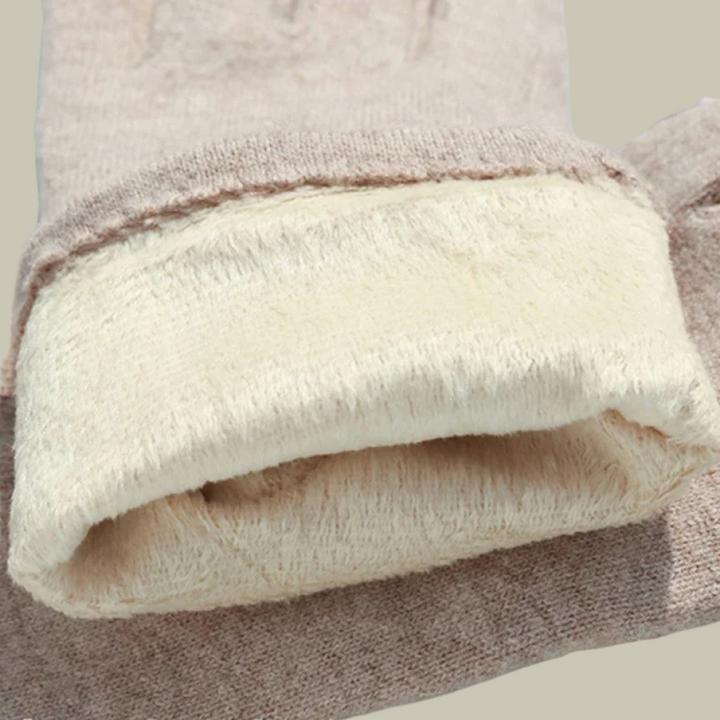 Women’s Winter Gloves – Elegant Full-Finger Design with Bow Accent