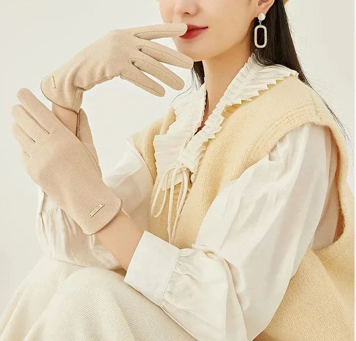 Classic Sweden Women's Gloves - SuaveTouch