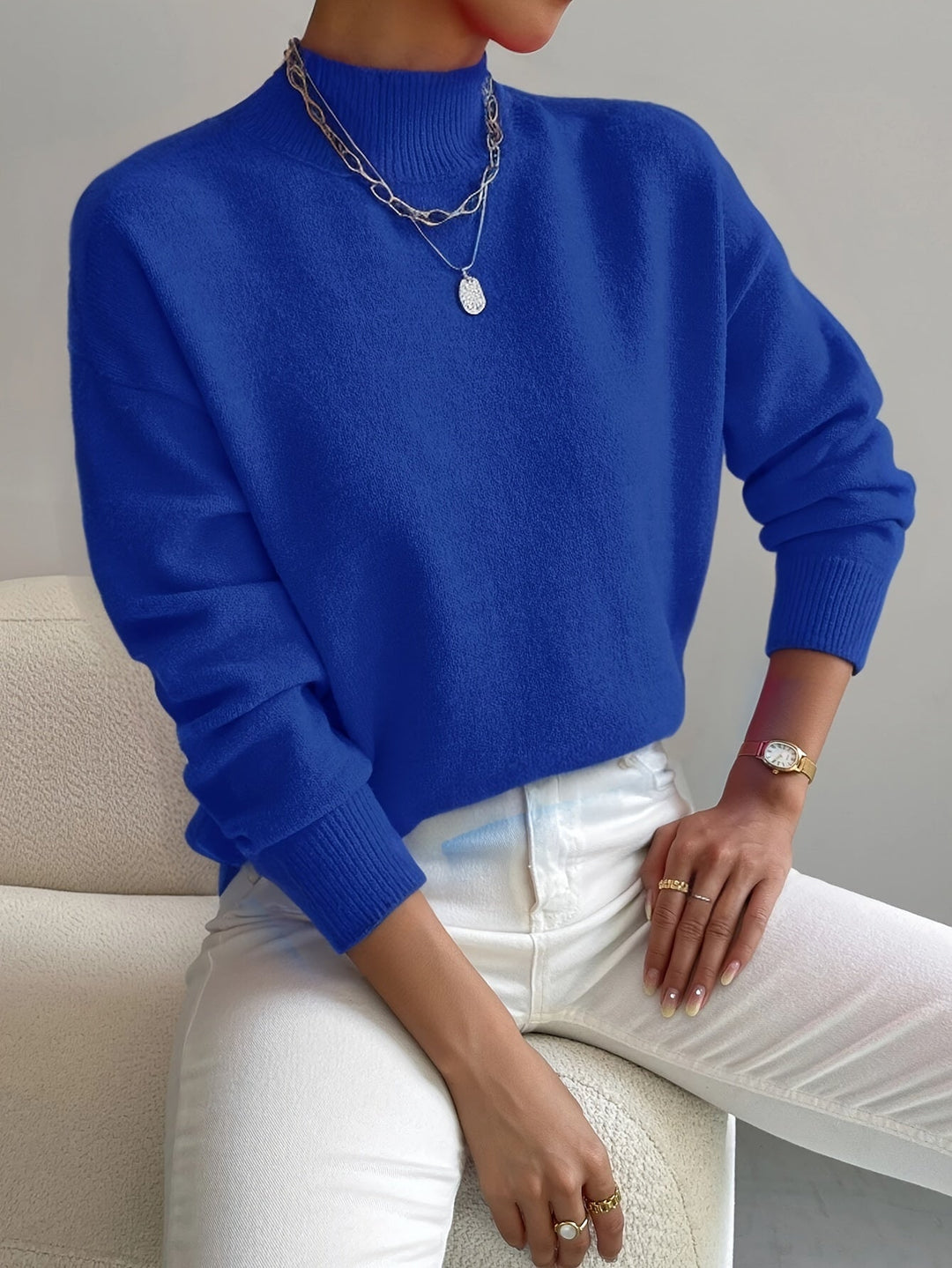 Hannah – Elegant Knit Turtleneck