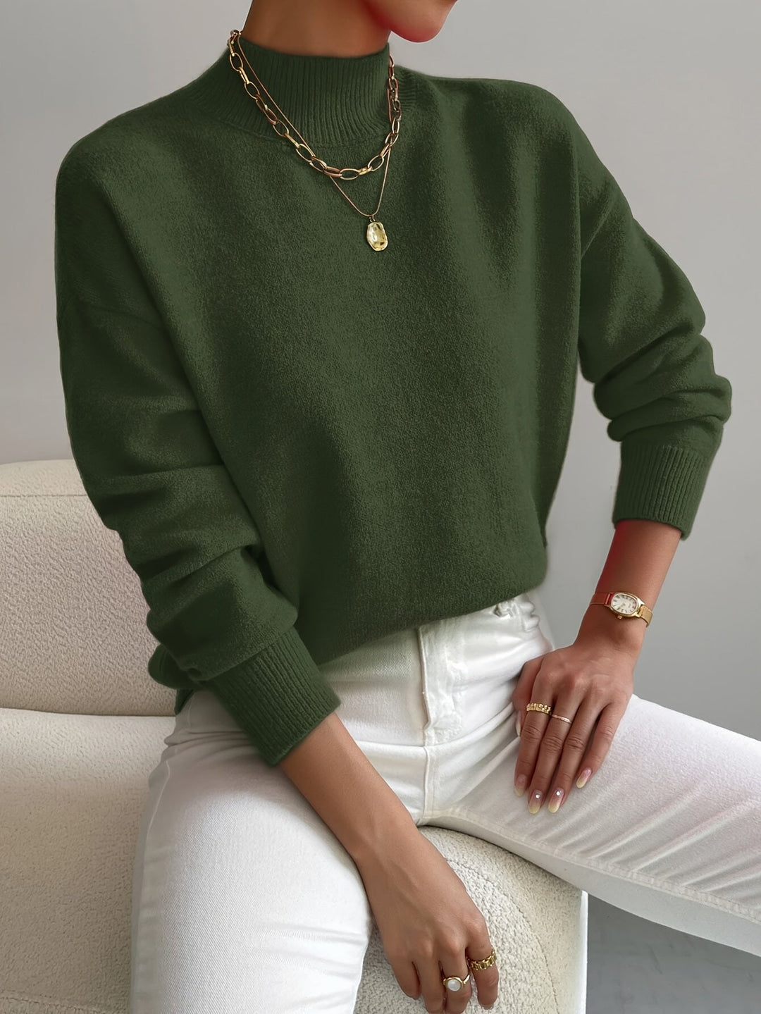 Hannah – Elegant Knit Turtleneck