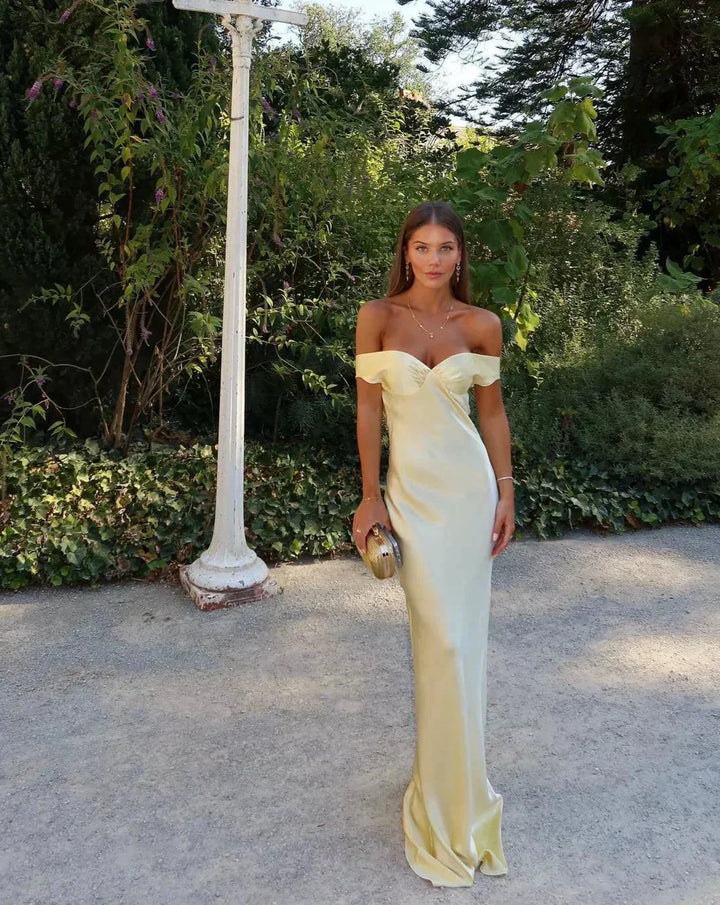 Women’s Off-Shoulder Evening Maxi Dress – Elegant Winter Party & Christmas Outfit