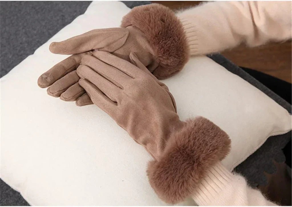 Sweden Gloves with Imitation Fur - VelvetGlam